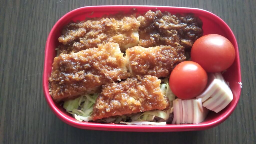 お弁当(ソースカツ丼)