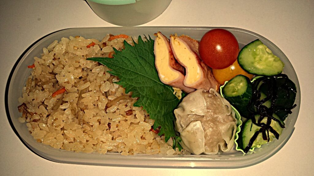 昭和の色味のお弁当